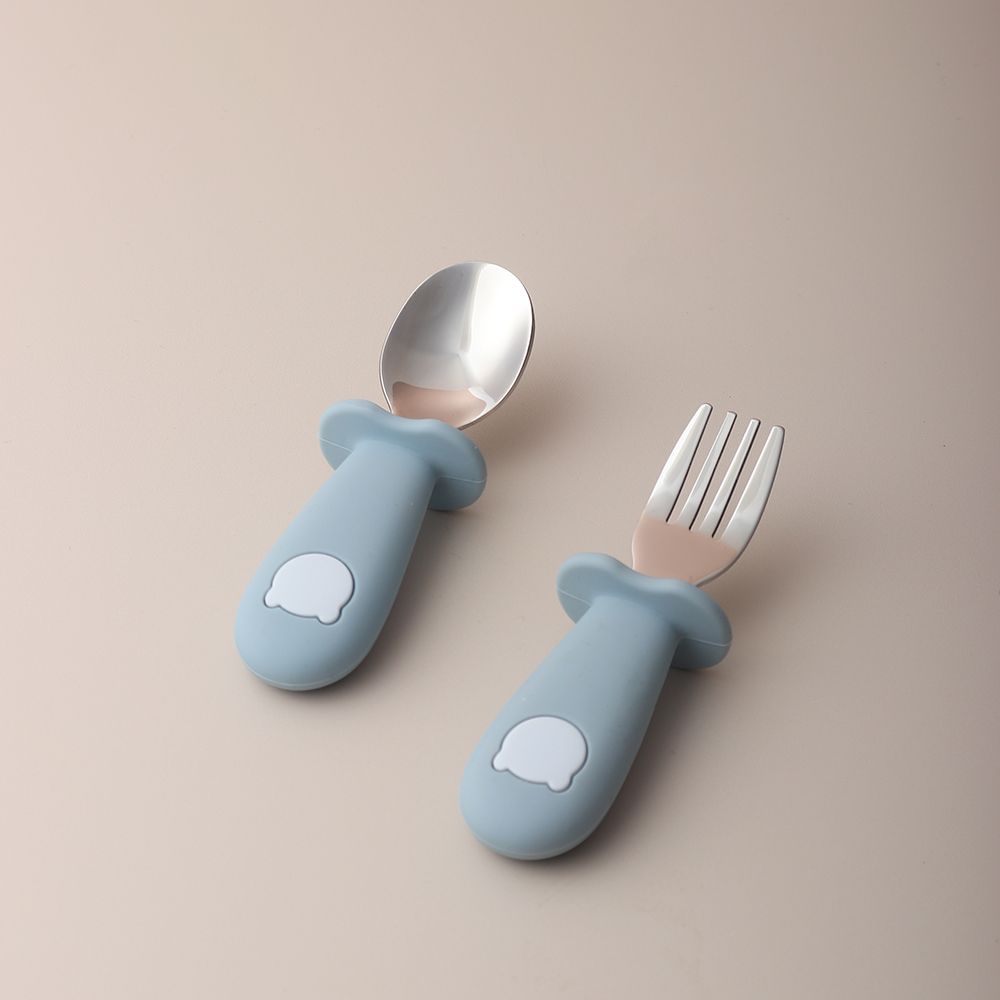 ベビーパンダ型シリコンスプーンとフォーク ステンレス製ベビー - Baby Food Utensils のレビューと価格