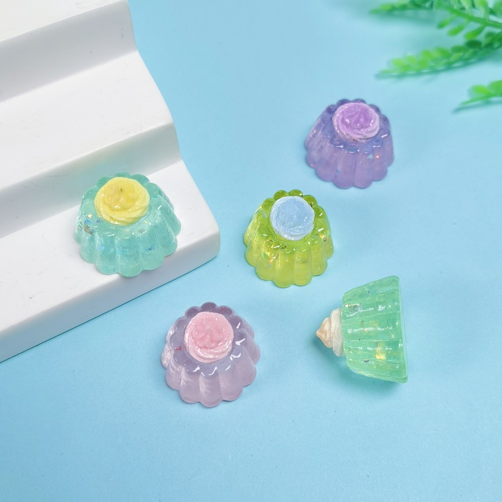 ミニチュアスパンコールクリームゼリーケーキ樹脂オーナメントD - Baby Food Doll のレビューと価格